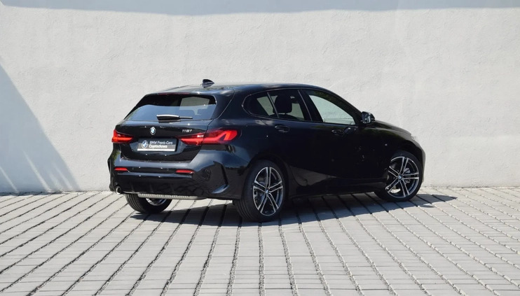 BMW Seria 1 cena 161900 przebieg: 9800, rok produkcji 2023 z Golina małe 46